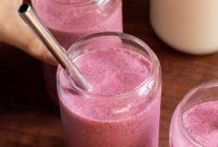Refreshing Berry Kefir Boost