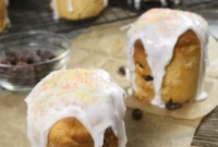 Mini Paska Kulich Easter Bread Recipe
