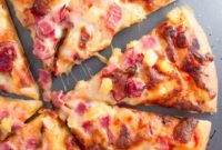 Hawaiian Pizza