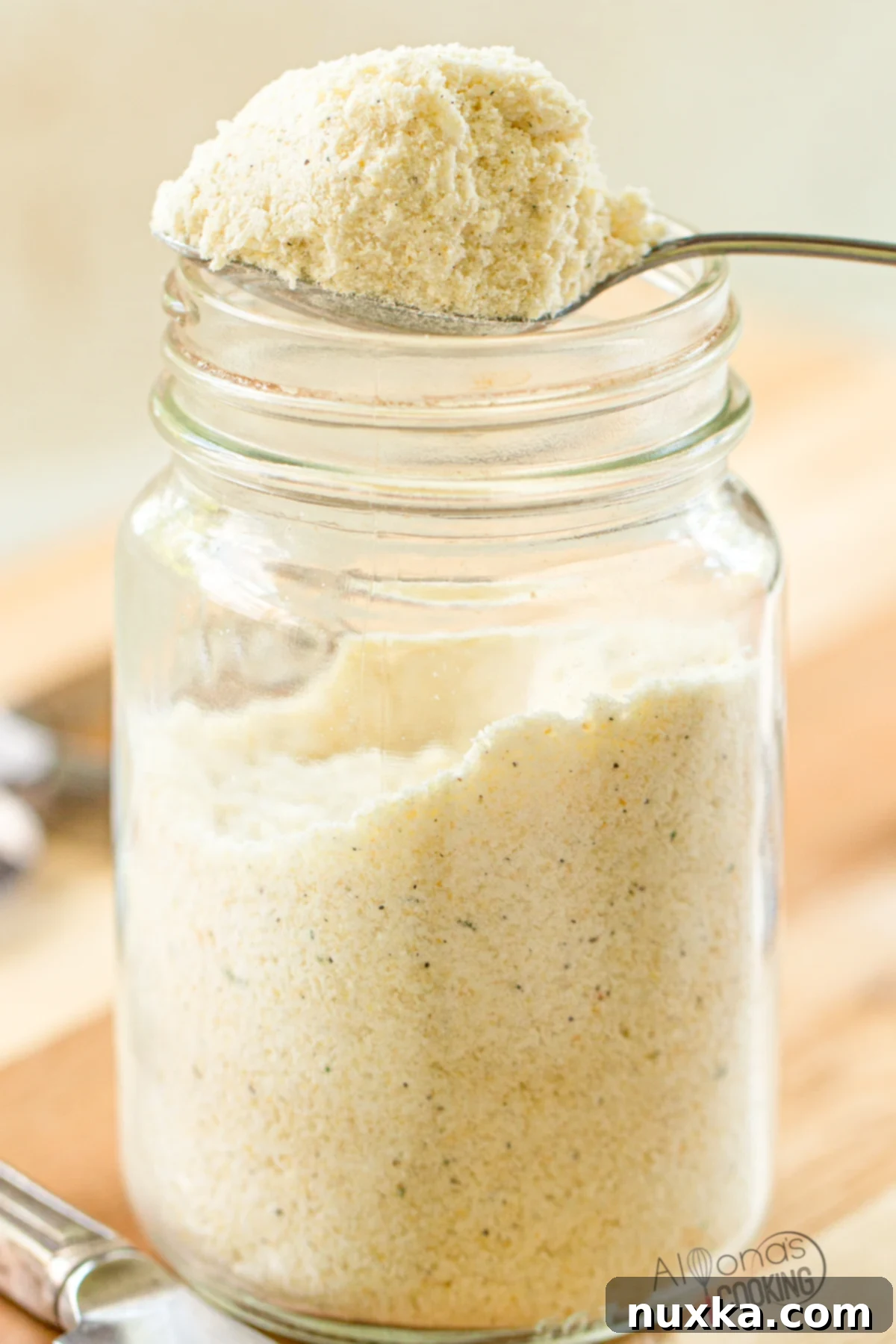 Instant Alfredo Sauce Mix, a homemade dry packet alternative to Knorr Alfredo, ready to make creamy pasta.