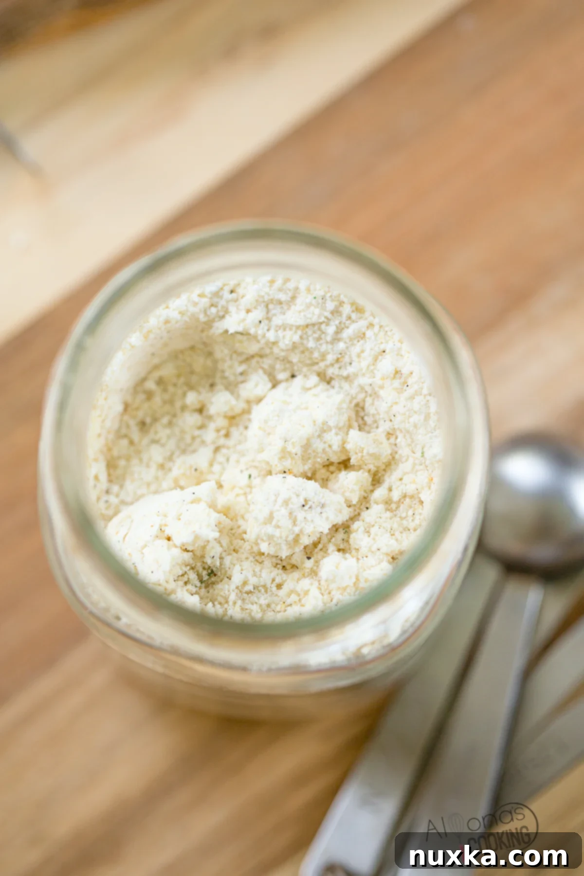Homemade dry Alfredo sauce mix, a simple and wholesome alternative to store-bought packets.