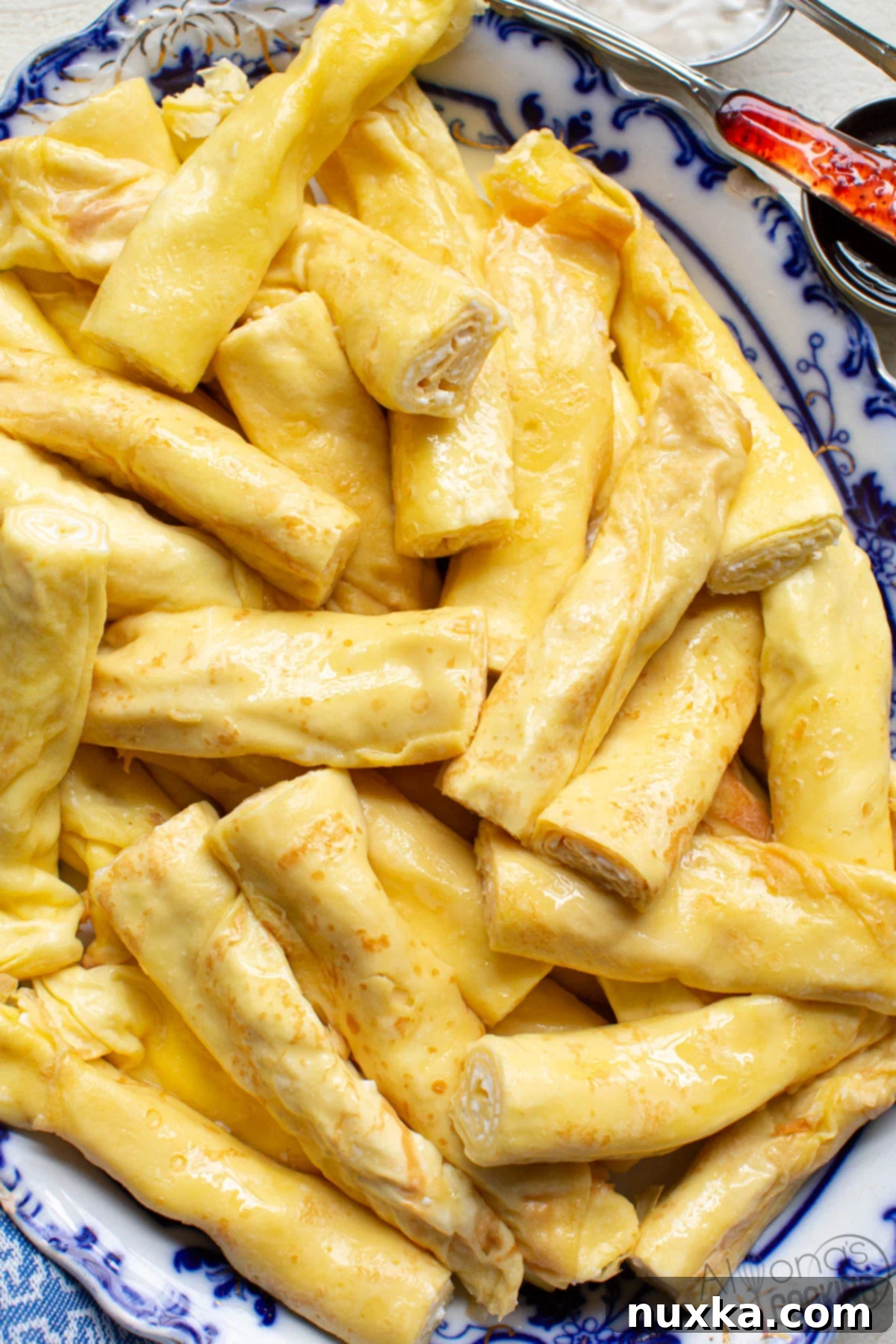 how to make crepes with a cream cheese crepe filling--the best crepes!