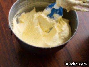 whipped egg yolks with mascarpone cheese
