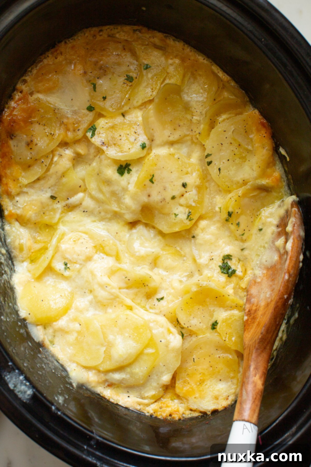 creamy crock pot scalloped potatoes
