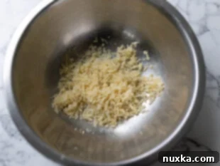 making parmesan crust mixture for spinach dip