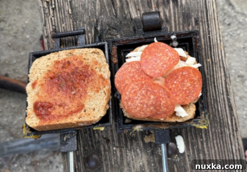 image of a mountain pie pizza sandwich