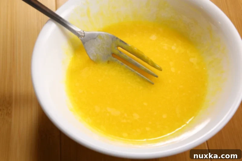 hollandaise sauce mixture
