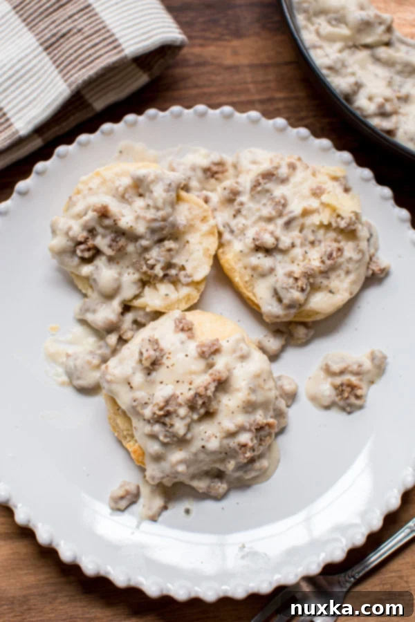 biscuits with gravy country style