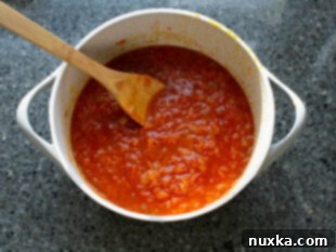 tomato sauce for stuffed peppers preparation